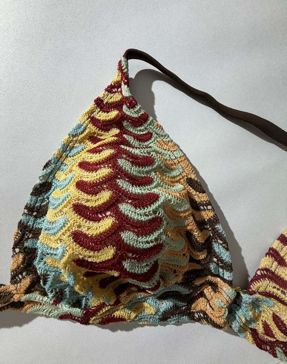 Cupshe M Crochet Halter Bikini Top Multicolor Zigzag Knit Boho Chic NWT - Picture 4 of 6
